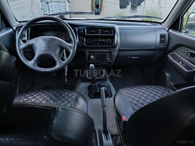 Mitsubishi L200 2005, 513,000 km - 2.5 l - Neftçala