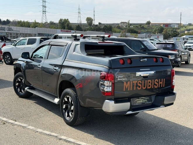 Mitsubishi L200 2020, 151,000 km - 2.4 л - Bakı