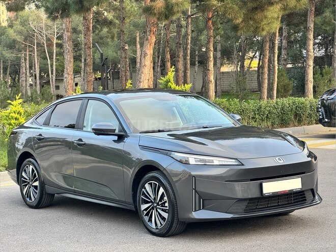 Changan Qiyuan A05 2025, 22,000 km - 1.5 л - Bakı