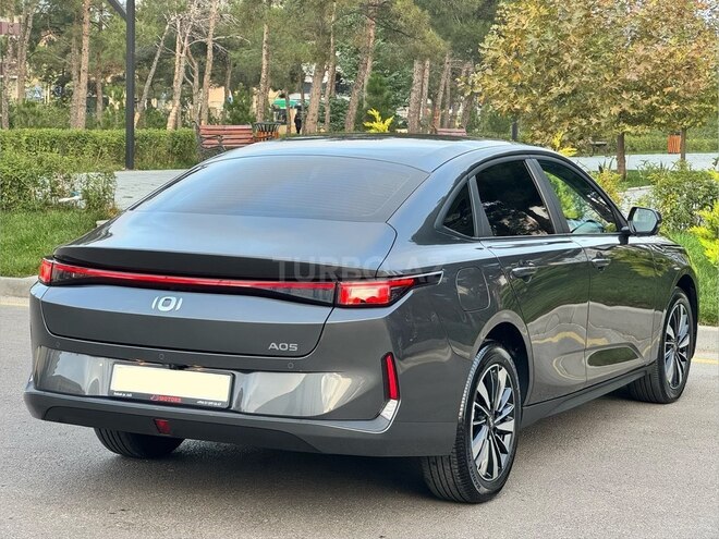 Changan Qiyuan A05 2025, 22,000 km - 1.5 л - Bakı
