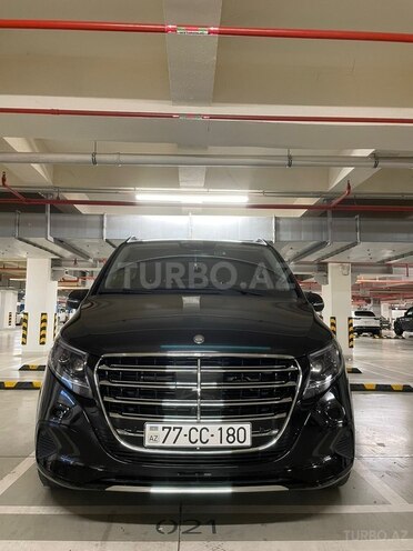 Mercedes  2015, 288,000 km - 2.1 л - Bakı