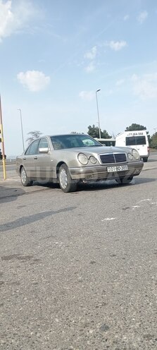 Mercedes E 280 1996, 196,000 km - 2.8 l - Sumqayıt