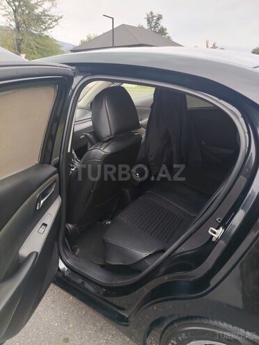 Toyota Yaris 2015, 253,746 km - 1.5 l - Zaqatala