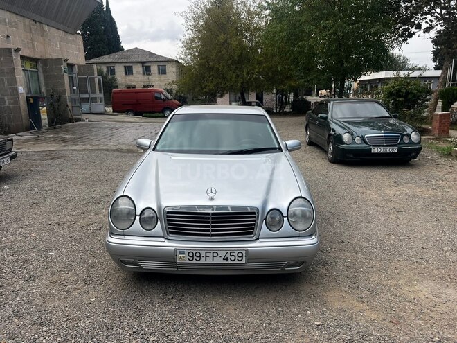 Mercedes E 200 1998, 250,000 km - 2.0 l - Masallı