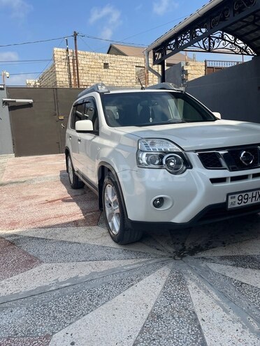 Nissan X-Trail 2013, 140,000 km - 2.5 л - Bakı