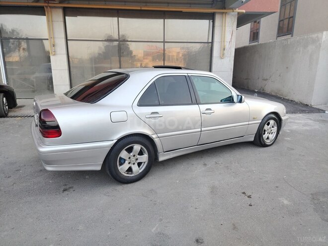 Mercedes C 220 1998, 383,323 km - 2.2 l - Qazax