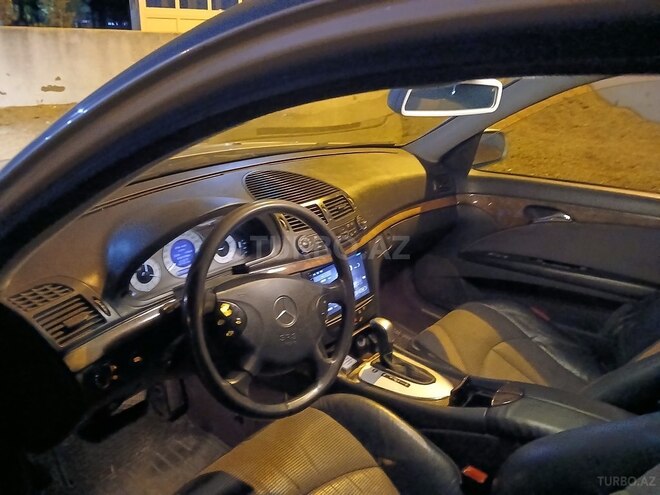 Mercedes E 270 2003, 78,000 km - 2.7 л - Sumqayıt