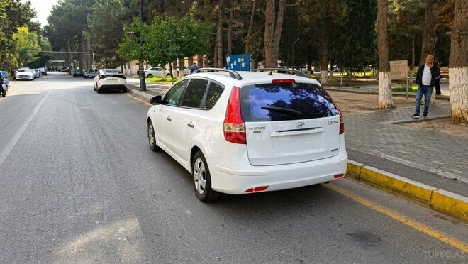 Hyundai i30 2011, 290,120 km - 1.6 л - Bakı