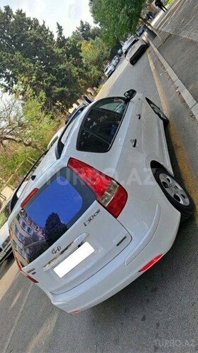 Hyundai i30 2011, 290,120 km - 1.6 л - Bakı