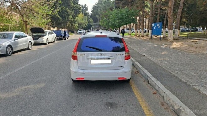 Hyundai i30 2011, 290,120 km - 1.6 л - Bakı