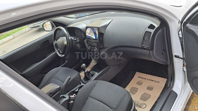 Hyundai i30 2011, 290,120 km - 1.6 л - Bakı