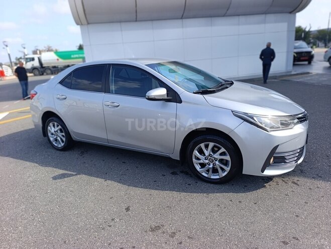 Toyota Corolla 2016, 220,000 km - 1.6 l - Bakı