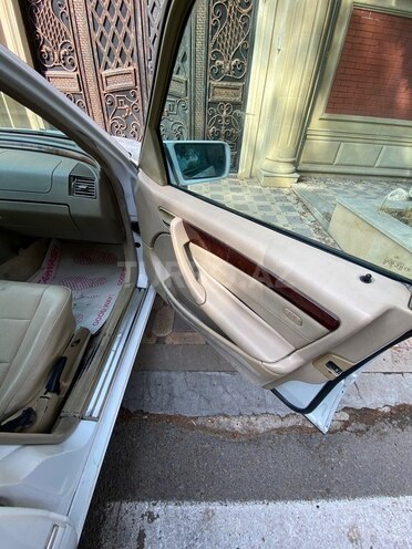 Mercedes C 230 1999, 345,460 km - 2.3 л - Şamaxı