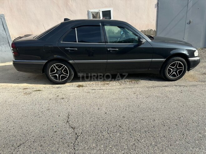 Mercedes C 220 1995, 542,000 km - 2.2 л - Şamaxı