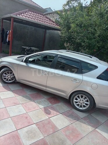 Kia  2008, 138,000 km - 1.6 л - Bakı