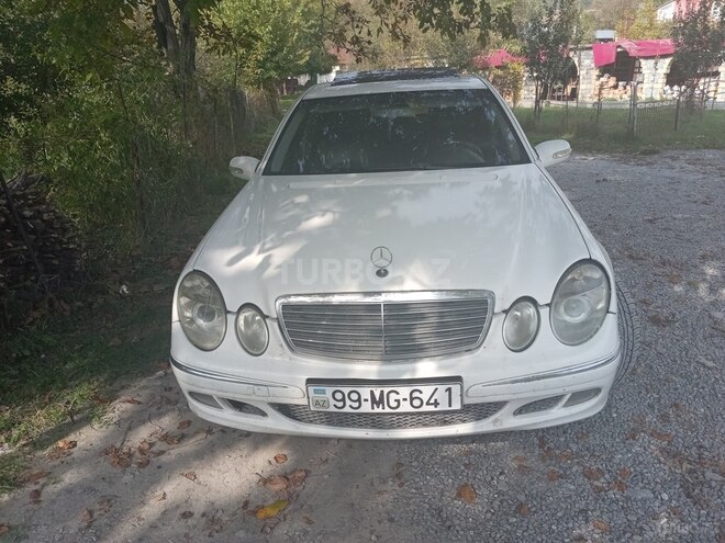 Mercedes E 220 2004, 360,000 km - 2.2 l - Şəki