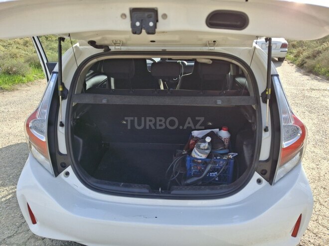 Toyota Aqua 2018, 320,000 km - 1.5 l - Bakı