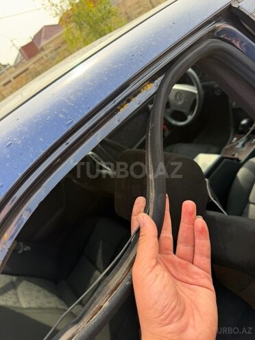 Mercedes C 200 1996, 393,313 km - 2.0 l - Bakı