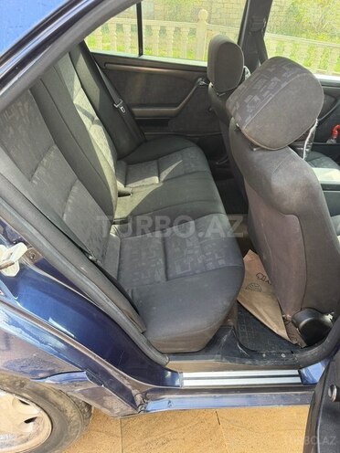 Mercedes C 200 1996, 393,313 km - 2.0 l - Bakı