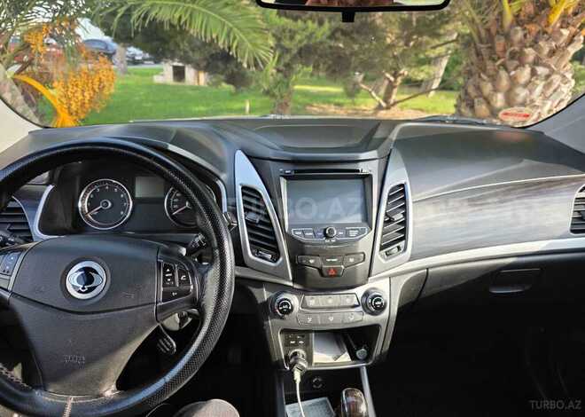Ssang Yong Korando 2015, 124,500 km - 2.0 l - Bakı
