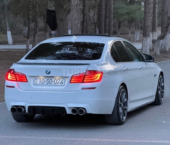 BMW 528 2013, 350,000 km - 2.0 л - Bakı