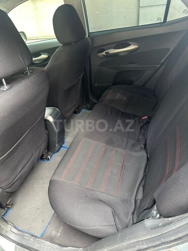 Toyota Auris 2009, 295,000 km - 1.4 л - Bakı