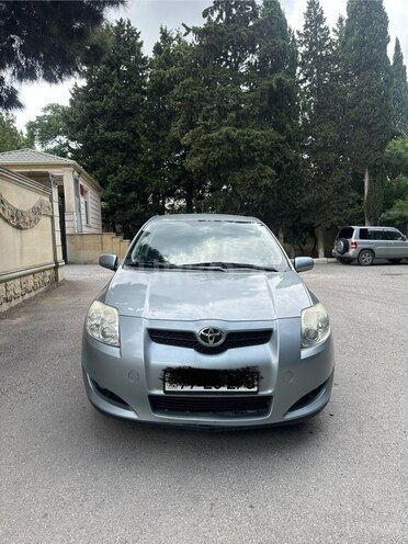 Toyota Auris 2009, 295,000 km - 1.4 л - Bakı