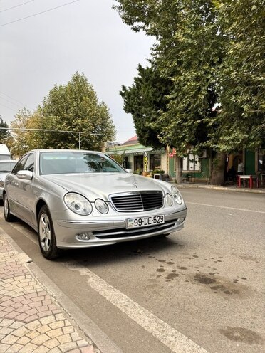 Mercedes E 240 2003, 290,000 km - 2.6 l - Ağstafa