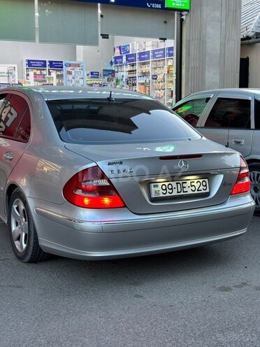 Mercedes E 240 2003, 290,000 km - 2.6 l - Ağstafa
