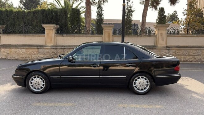 Mercedes E 200 2000, 392,000 km - 2.0 л - Bakı