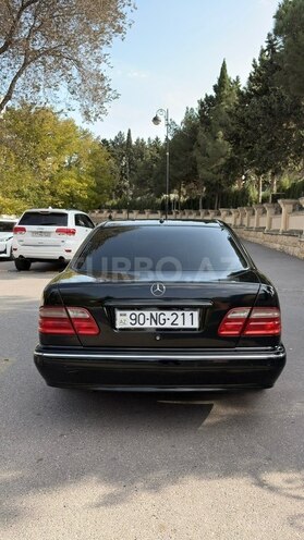 Mercedes E 200 2000, 392,000 km - 2.0 л - Bakı