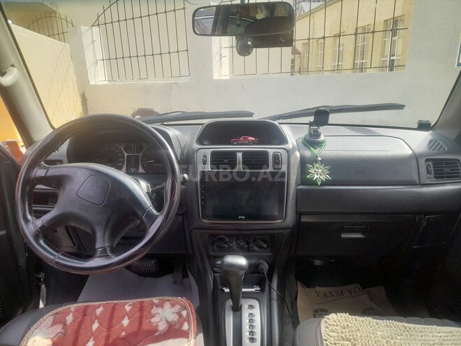 Mitsubishi Pajero io 1998, 250,000 km - 1.8 l - Bakı