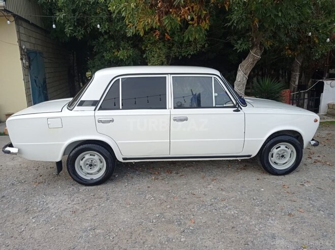 LADA (VAZ) 21011 1976, 100,000 km - 1.3 л - Saatlı