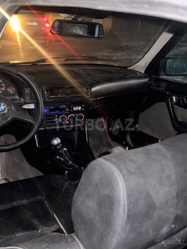 BMW 520 1992, 257,500 km - 2.0 l - Bakı