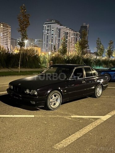 BMW 520 1992, 257,500 km - 2.0 l - Bakı