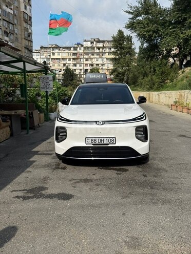 Changan  2025, 13,000 km - 1.5 л - Bakı