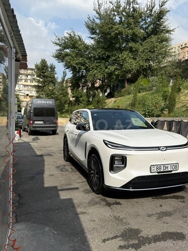 Changan  2025, 13,000 km - 1.5 л - Bakı