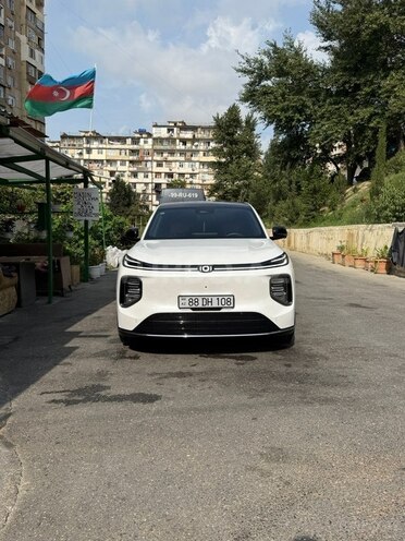 Changan  2025, 13,000 km - 1.5 л - Bakı