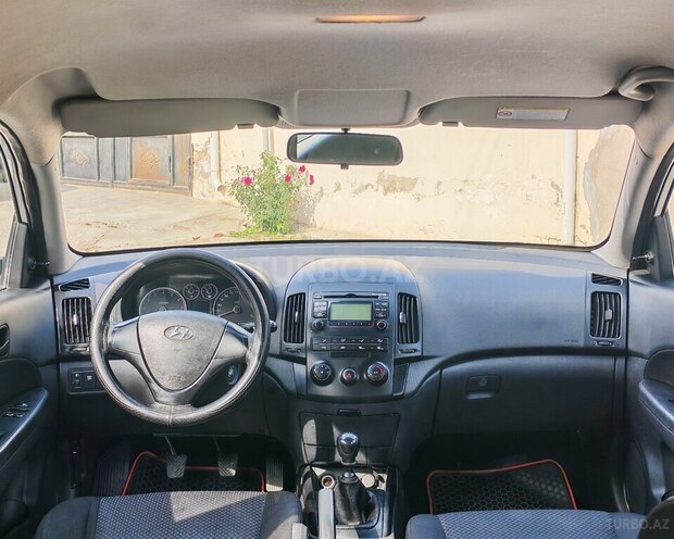 Hyundai i30 2009, 285,000 km - 1.4 l - Bakı