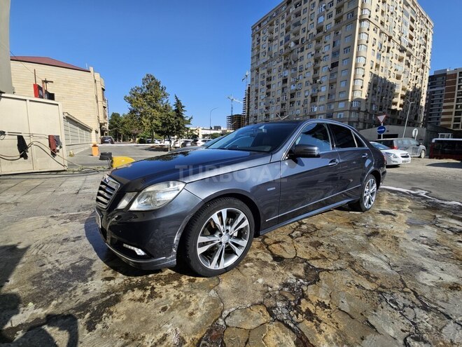 Mercedes E 220 2009, 371,000 km - 2.1 л - Bakı