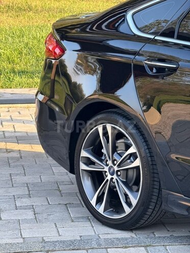 Ford Fusion (North America) 2020, 109,000 km - 2.0 л - Bakı