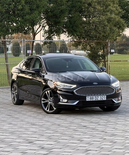 Ford Fusion (North America) 2020, 109,000 km - 2.0 л - Bakı