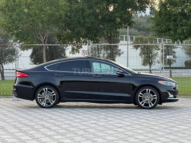 Ford Fusion (North America) 2020, 109,000 km - 2.0 л - Bakı