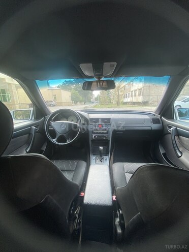 Mercedes C 220 1999, 250,000 km - 2.2 л - Sumqayıt