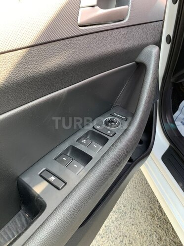 Hyundai Sonata 2017, 168,300 km - 2.0 л - Bakı