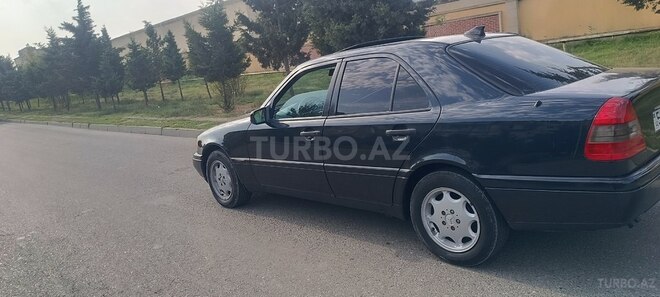 Mercedes C 200 1995, 425,500 km - 2.0 л - Bakı