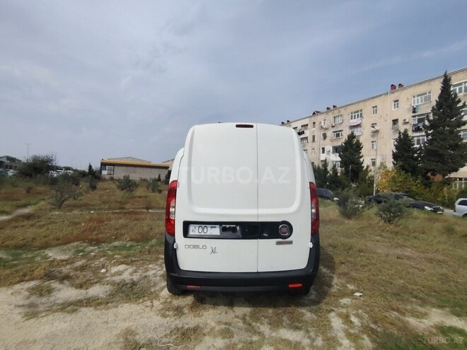 Fiat Doblo 2015, 243,000 km - 1.4 л - Bakı