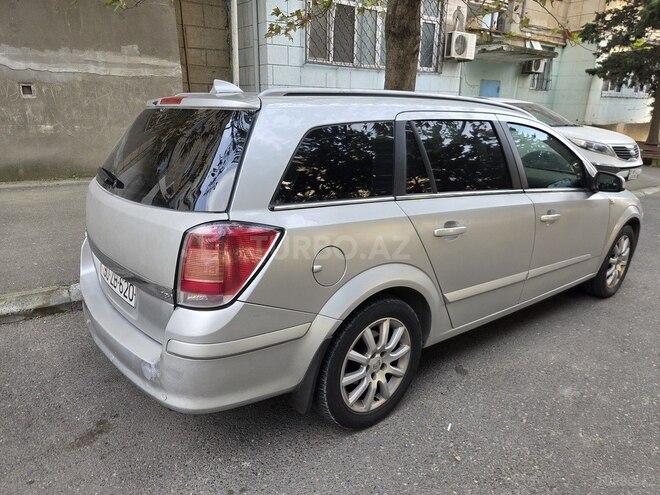 Opel Astra 2004, 395,000 km - 1.8 л - Bakı