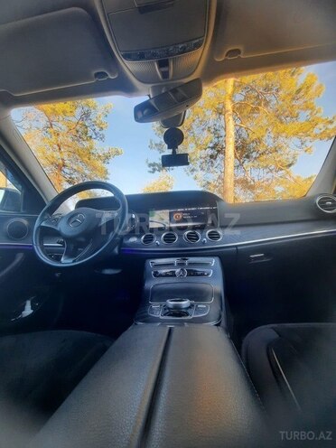 Mercedes E 300 2017, 165,000 km - 2.0 л - Quba