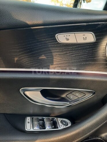 Mercedes E 300 2017, 165,000 km - 2.0 л - Quba
